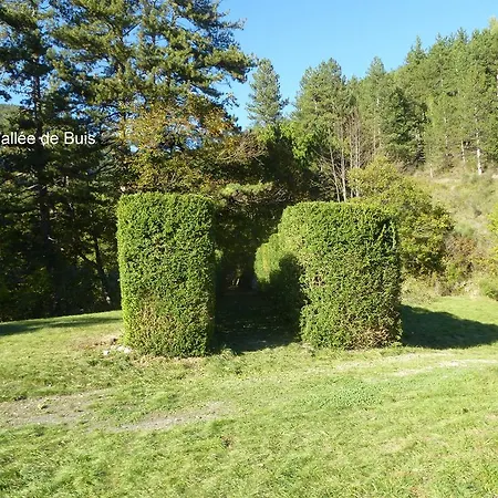 Chateau Notre Dame De * Sausses