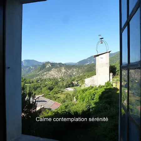 Chateau Notre Dame De 度假居 Sausses